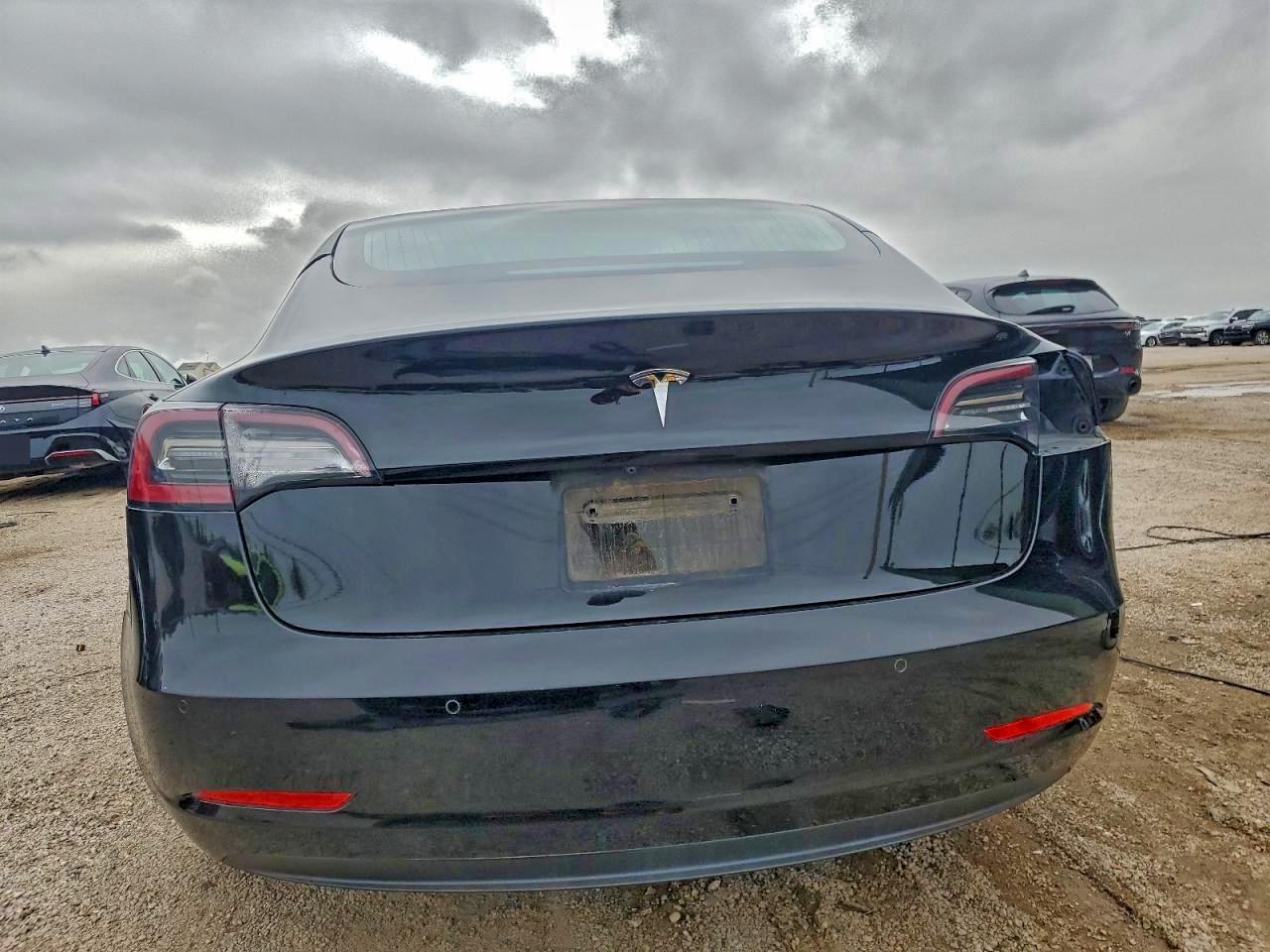 2022 Tesla Model 3 VIN: 5YJ3E1EA5NF186262 Lot: 95076875