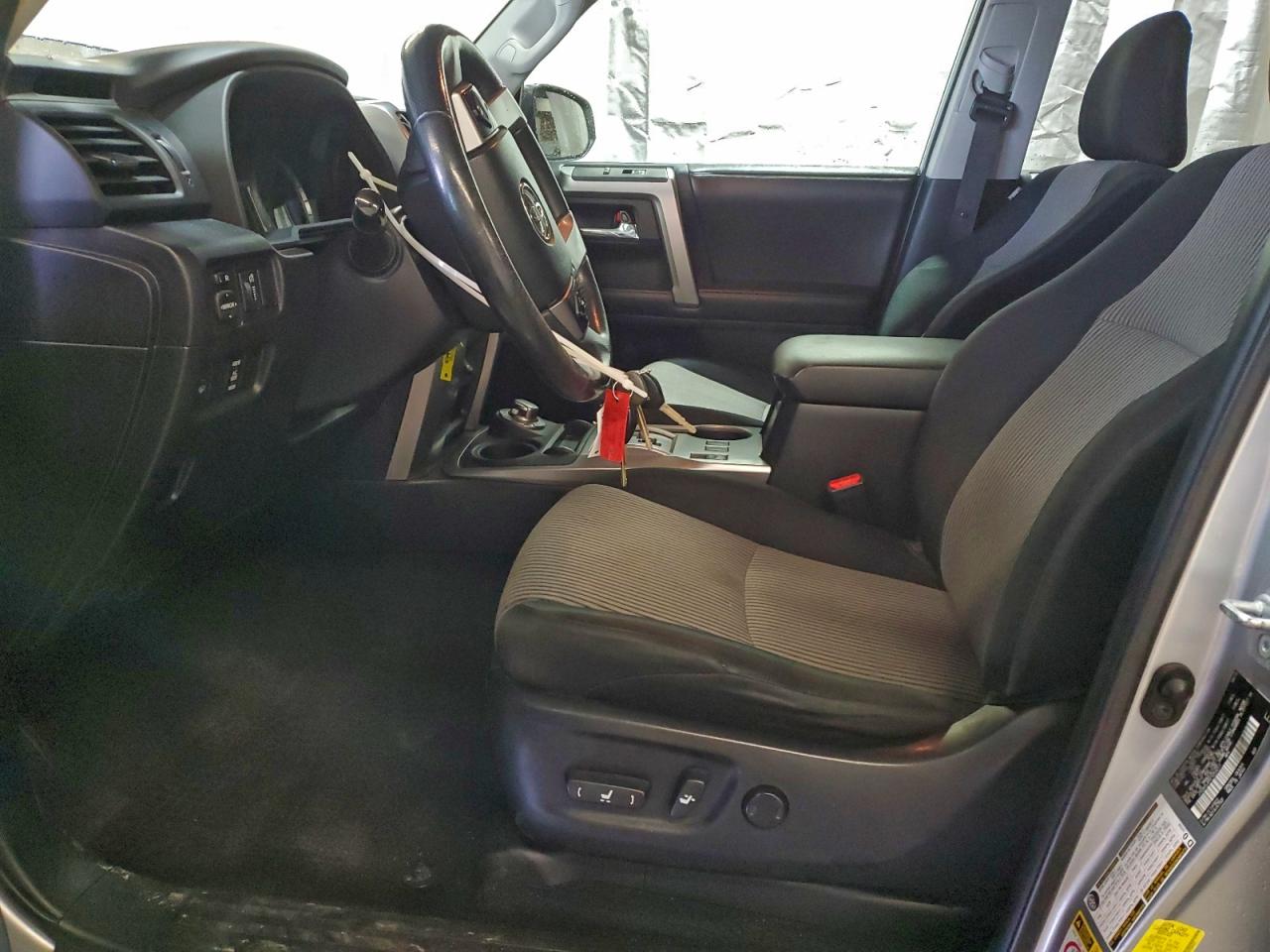 2015 Toyota 4Runner Sr5/Sr5 Premium VIN: JTEBU5JR5F5254317 Lot: 95732885