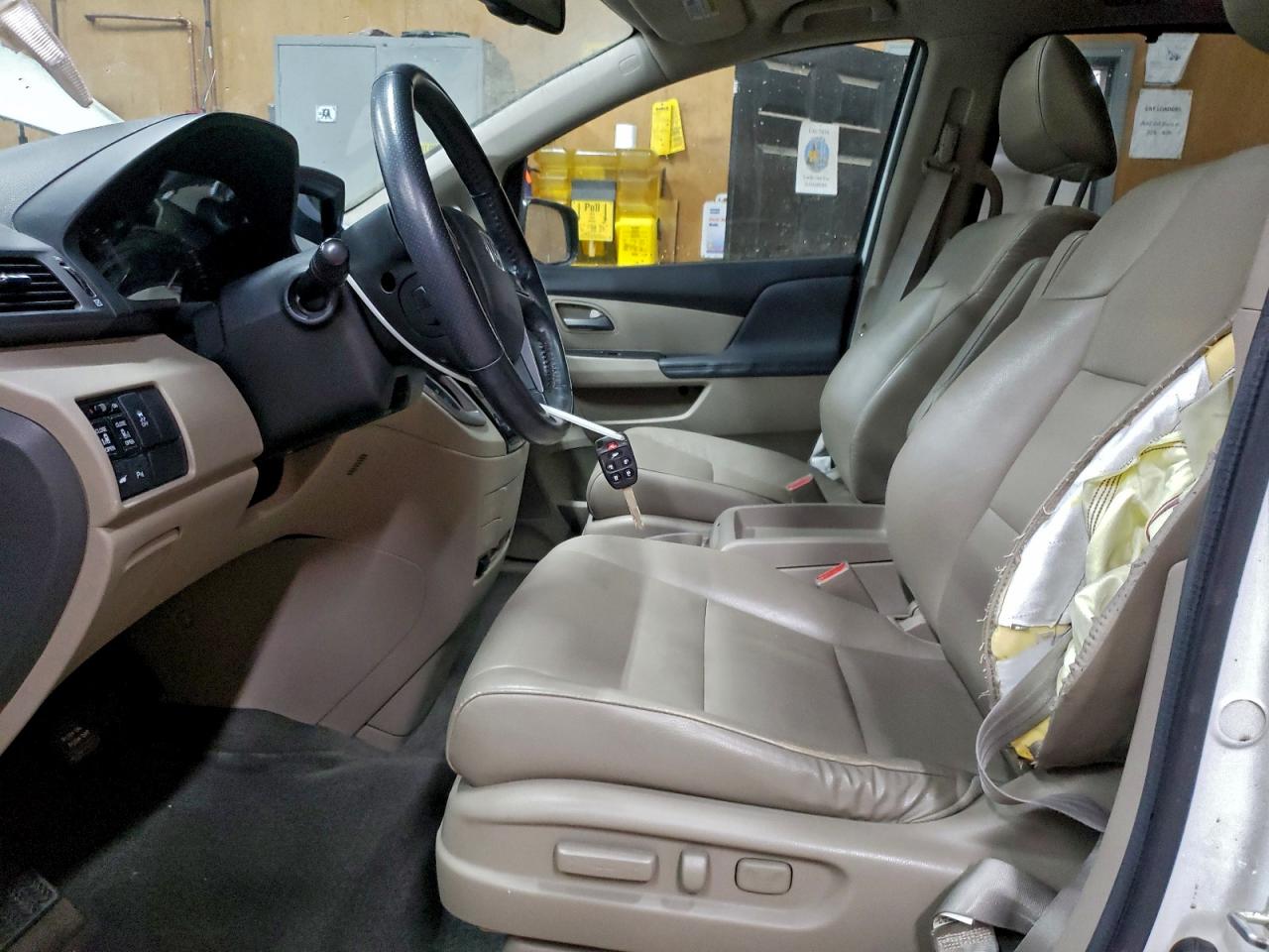 2013 Honda Odyssey Touring VIN: 5FNRL5H98DB073154 Lot: 95264005