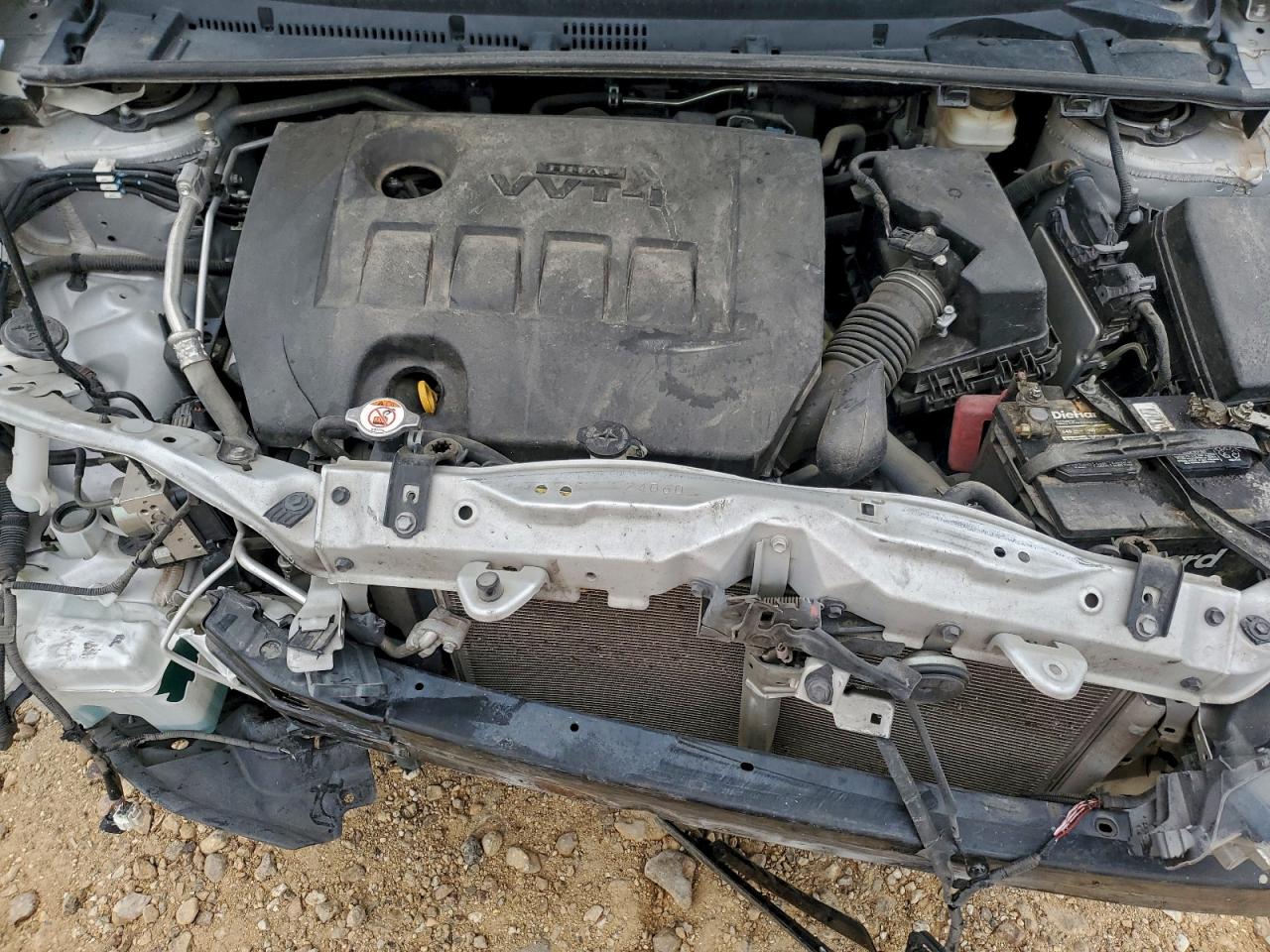 2018 Toyota Corolla L VIN: 5YFBURHE5JP799427 Lot: 94647875