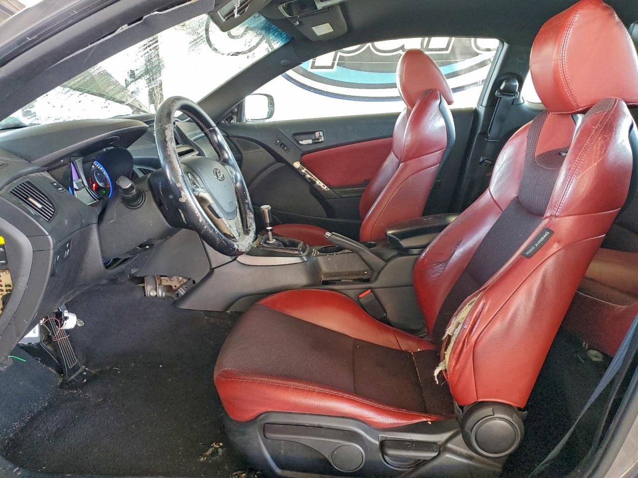 2013 Hyundai Genesis Coupe 3.8L VIN: KMHHU6KJ0DU098585 Lot: 96022385