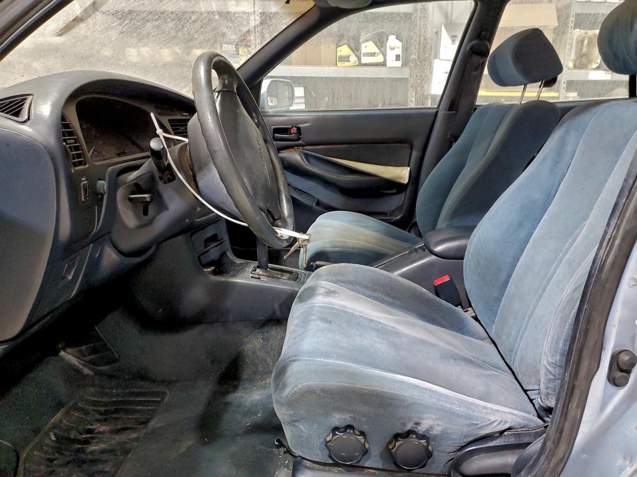 1992 Toyota Camry Le VIN: JT2SK12E5N0009505 Lot: 96627535