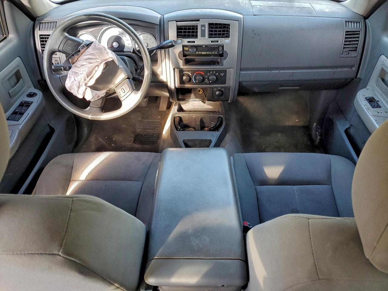 2006 Dodge Dakota Quad Slt VIN: 1D7HW48K56S718113 Lot: 94831465