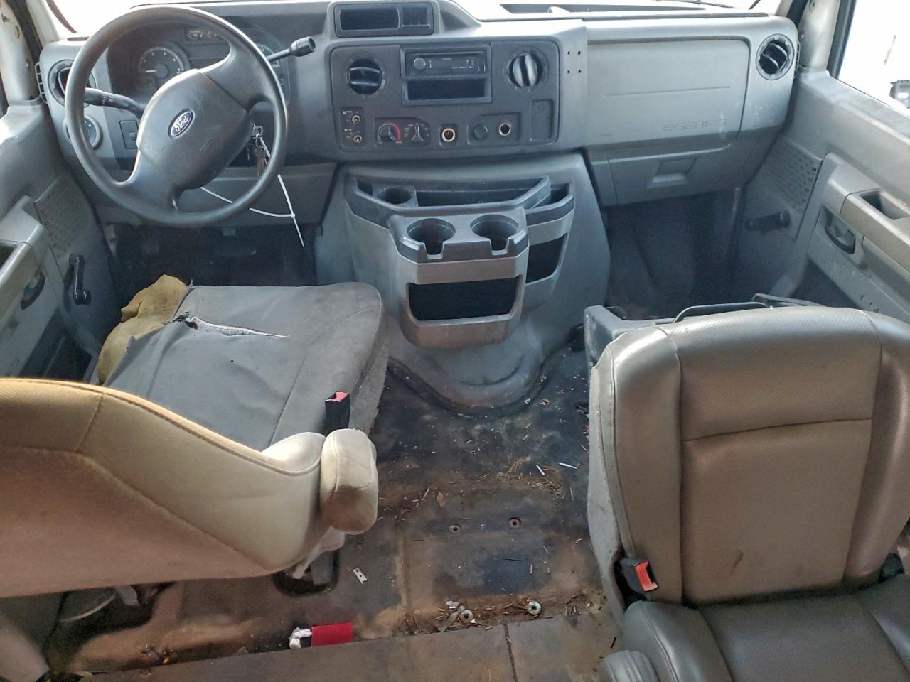 2009 Ford Econoline E350 Super Duty Van VIN: 1FTSS34P29DA45877 Lot: 95159495