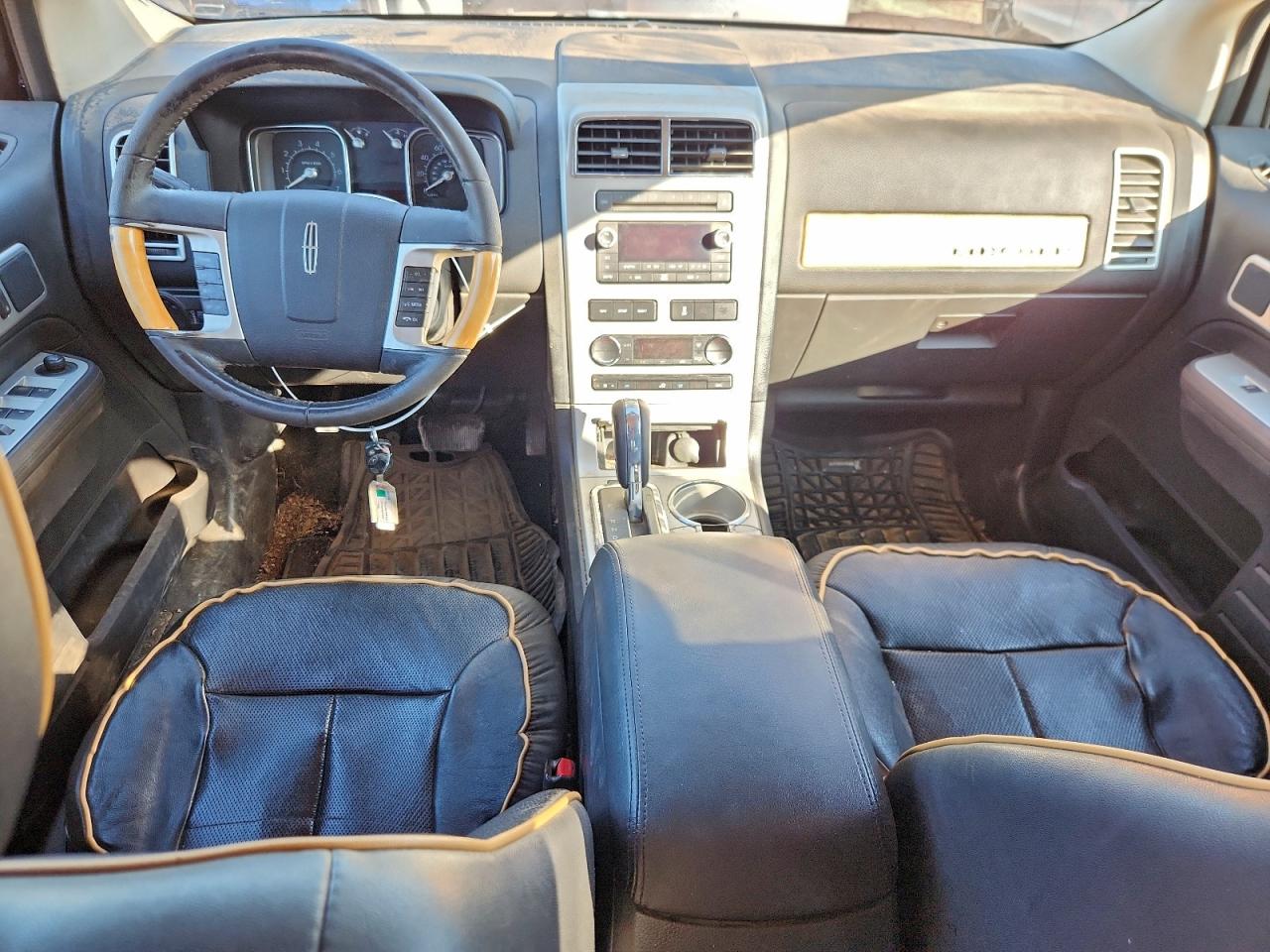 2010 Lincoln Mkx VIN: 2LMDJ8JCXABJ19034 Lot: 92652425