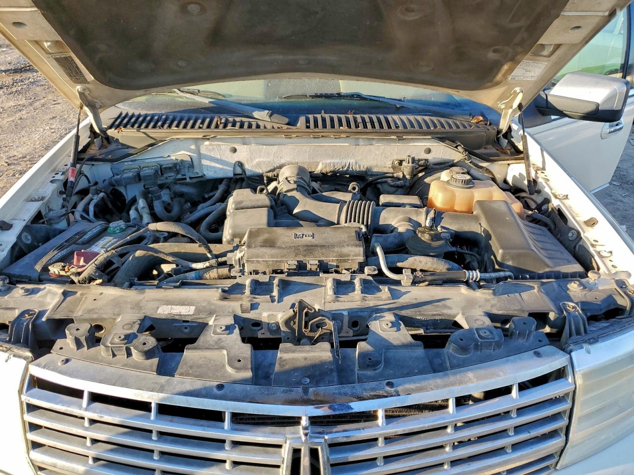 2007 Lincoln Navigator VIN: 5LMFU27587LJ03762 Lot: 96818605