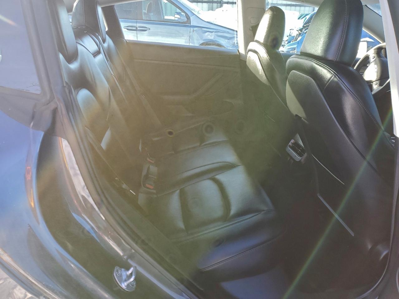 2023 Tesla Model 3 VIN: 5YJ3E1EA5PF692323 Lot: 95490865