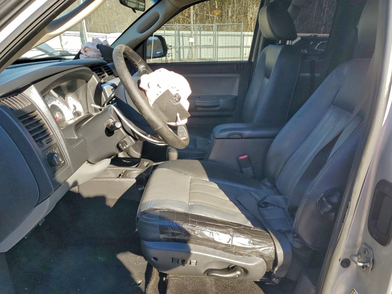 2008 Dodge Dakota Laramie VIN: 1D7HW52N88S565304 Lot: 94722315