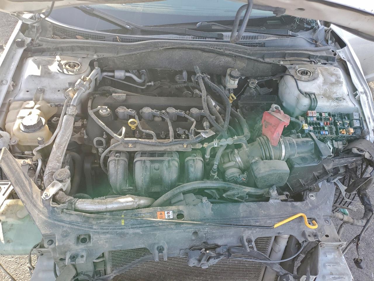 2011 Ford Fusion S VIN: 3FAHP0GA4BR274176 Lot: 97566425