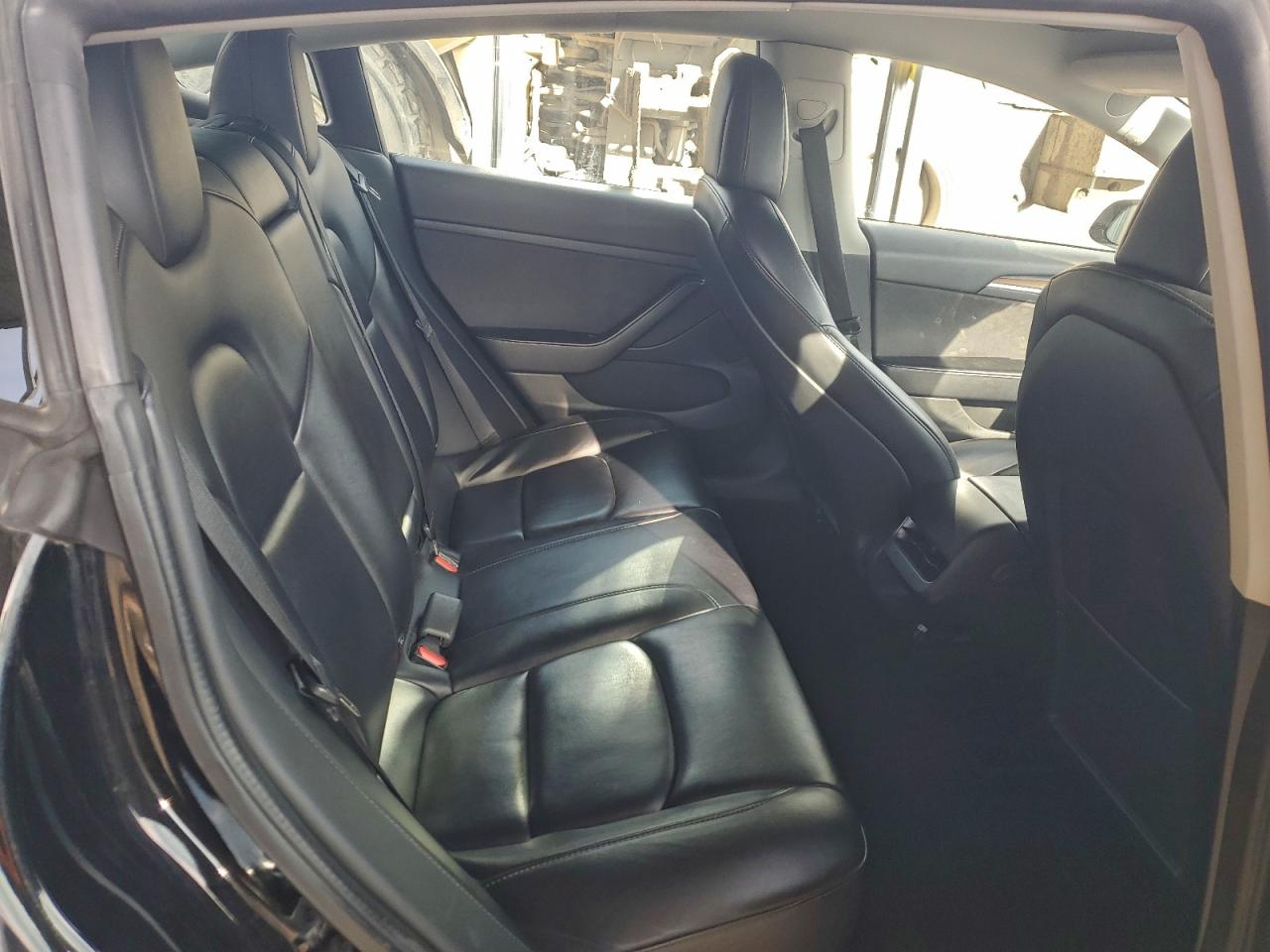 2022 Tesla Model 3 VIN: 5YJ3E1EAXNF285658 Lot: 94930255