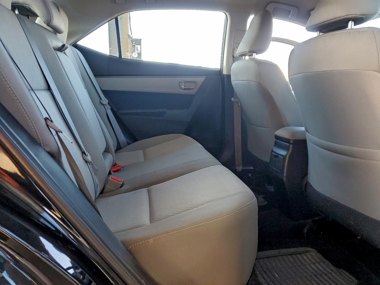 2015 Toyota Corolla L VIN: 2T1BURHE9FC452738 Lot: 94692845