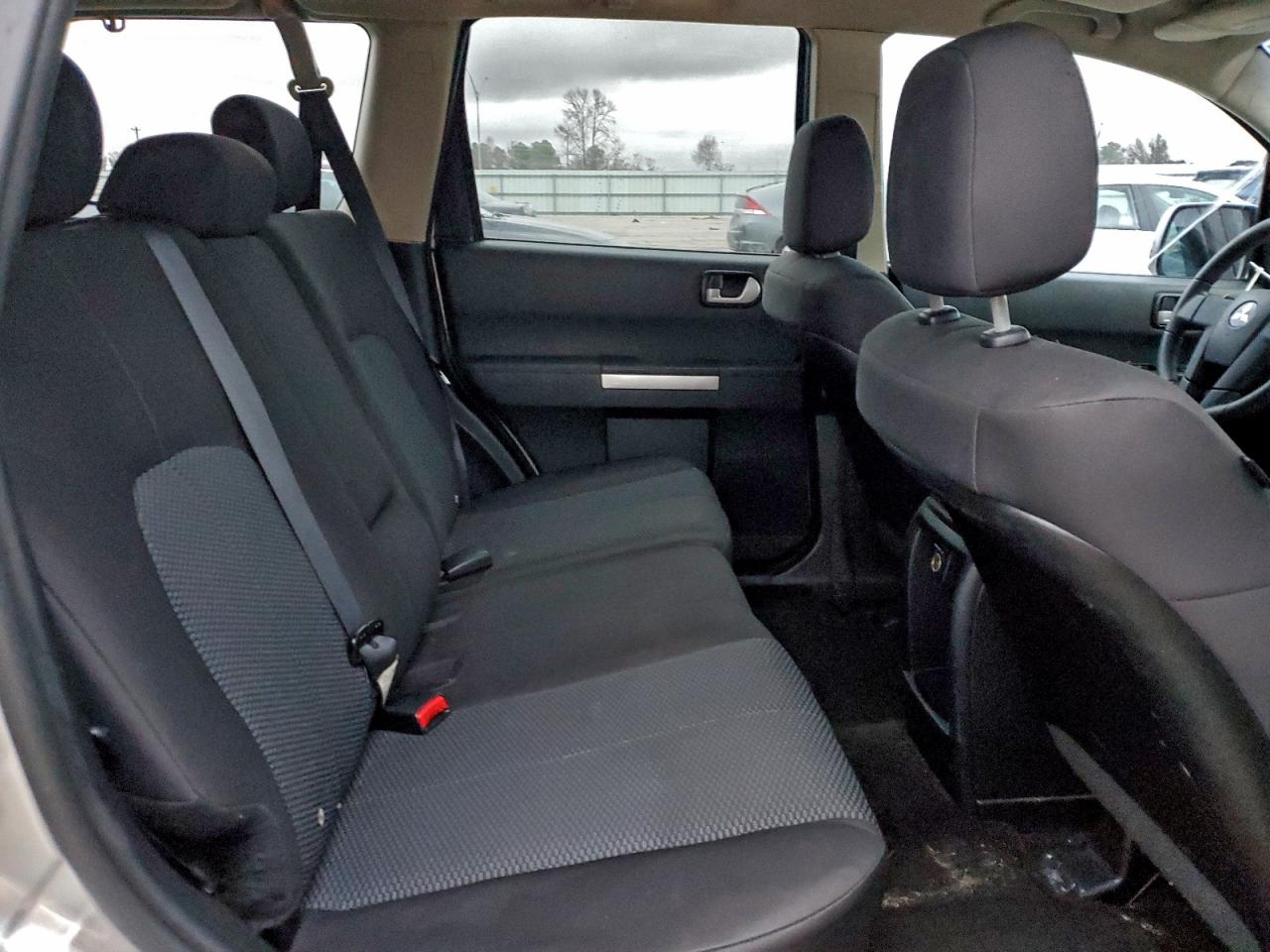 2010 Mitsubishi Endeavor Ls VIN: 4A4JM2AS6AE017841 Lot: 95841005