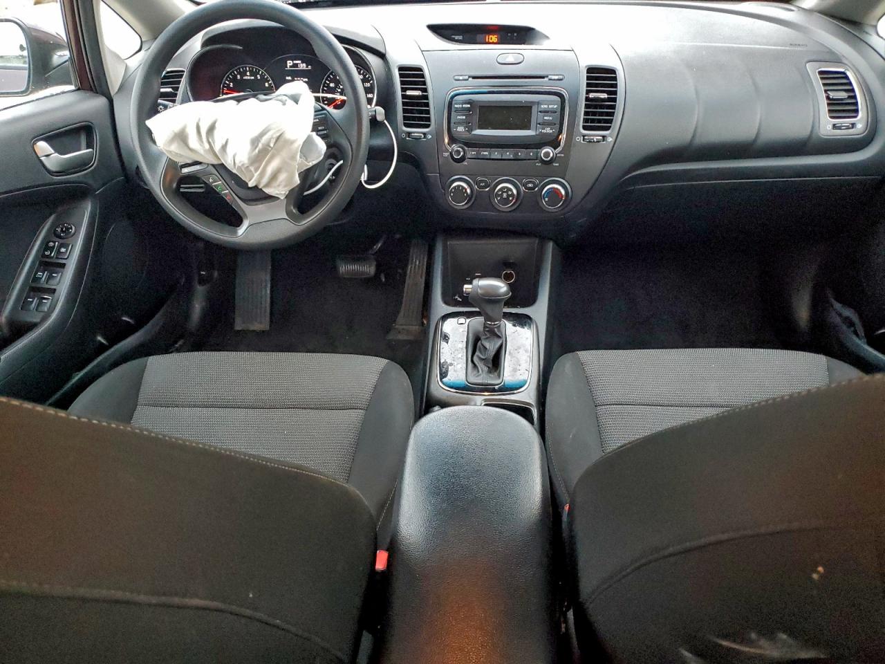 2018 Kia Forte Lx VIN: 3KPFK4A79JE177758 Lot: 98004595