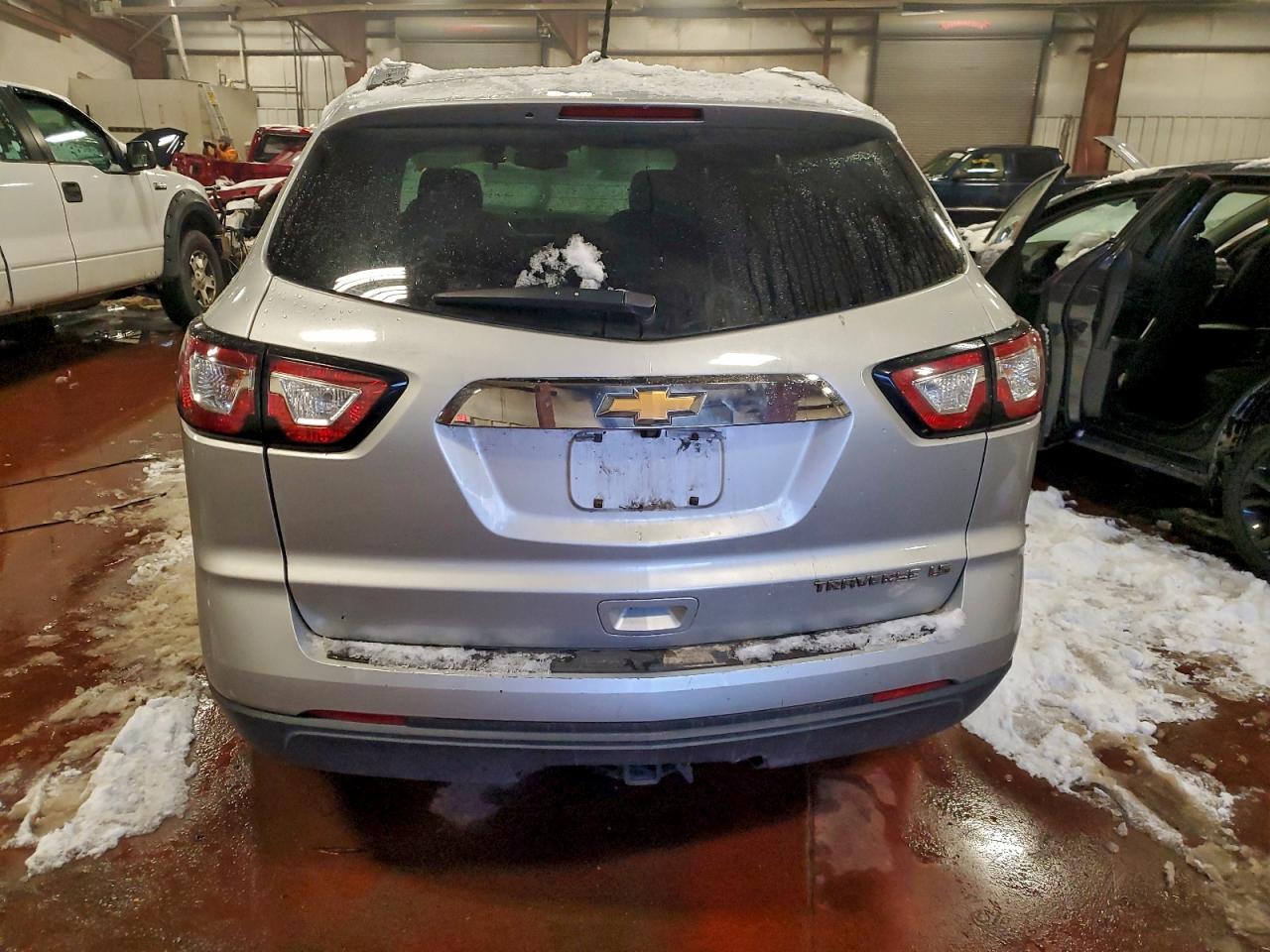 2014 Chevrolet Traverse Ls VIN: 1GNKRFED5EJ175608 Lot: 95868835