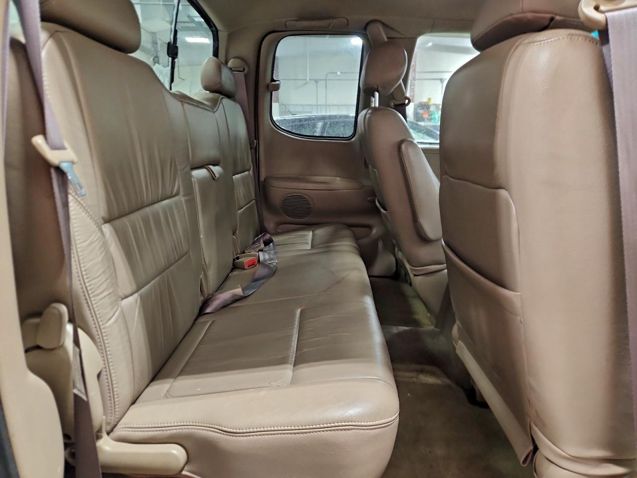 2000 Toyota Tundra Access Cab Limited VIN: 5TBBT4814YS107302 Lot: 95551895