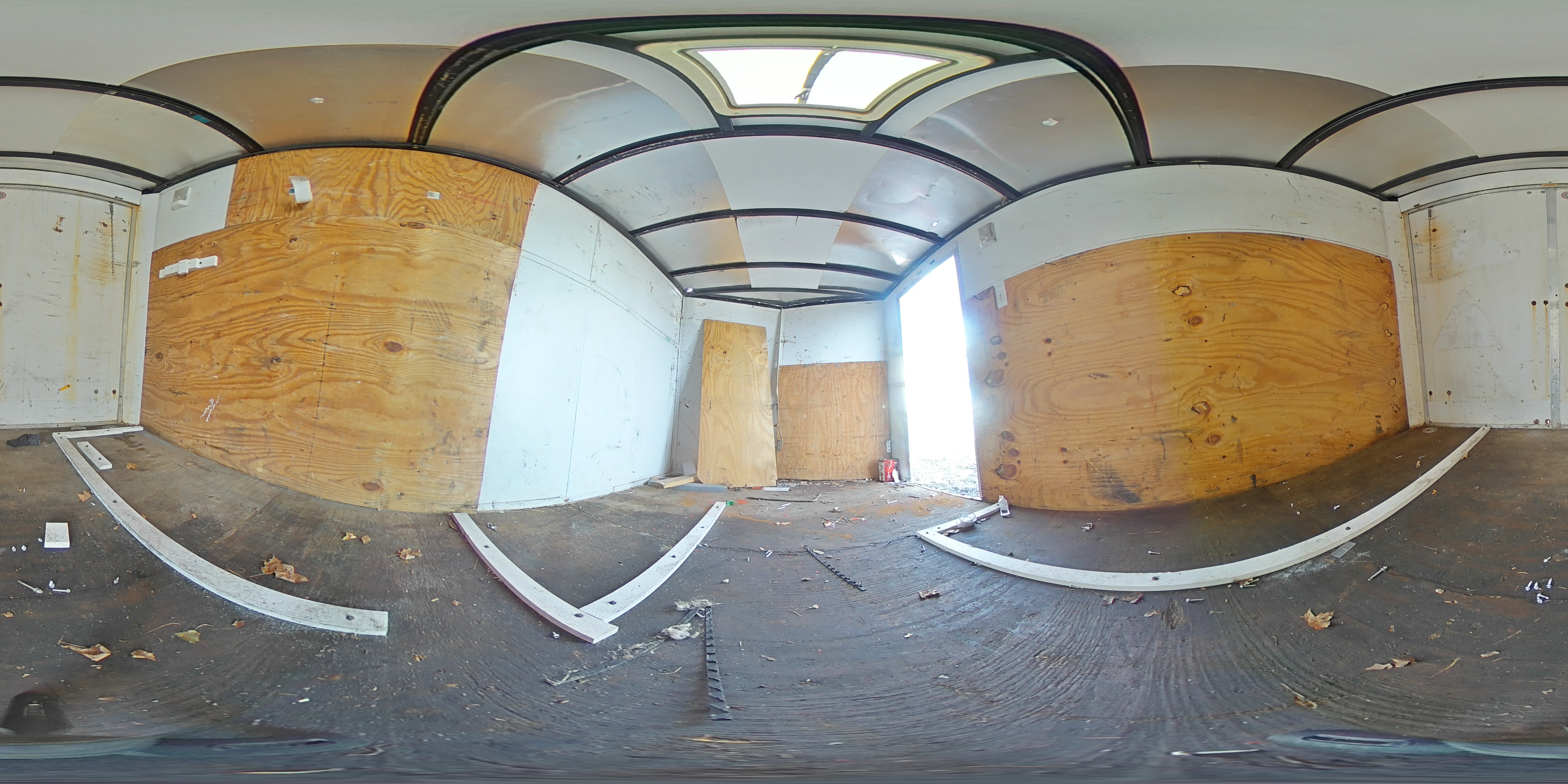 2007 American Hauler Enclosed Cargo Trailer VIN: 5N6200E2571014876 Lot: 97298585