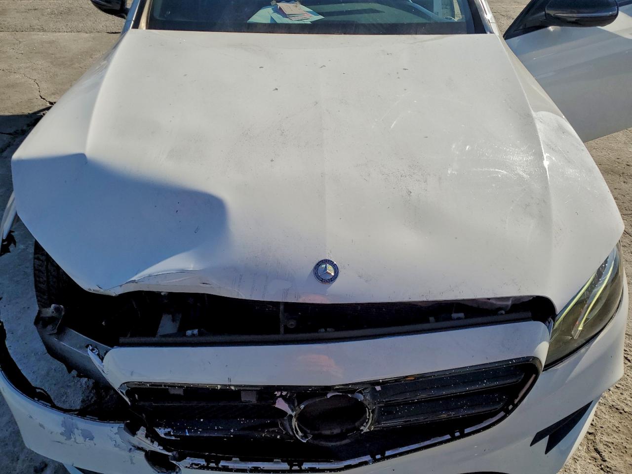 2018 Mercedes-Benz E 300 VIN: WDDZF4JB0JA469118 Lot: 95190115