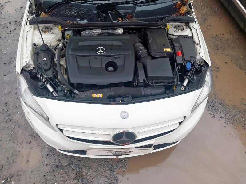 2013 MERCEDES-BENZ A CLASS A180 CDI BLUEEFFICIENCY SE 5DR