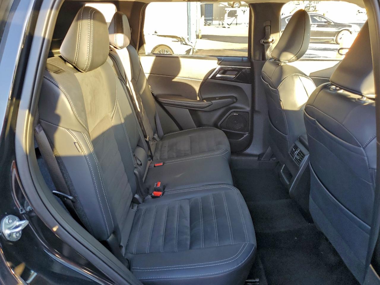 2025 Mitsubishi Outlander Se VIN: JA4J3VA85SZ030231 Lot: 96159525