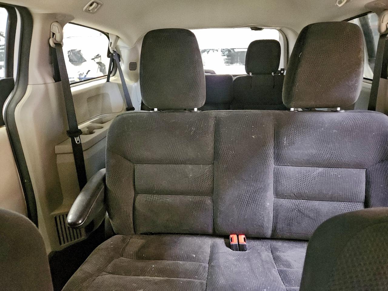 2016 Dodge Grand Caravan Se VIN: 2C4RDGBG8GR327146 Lot: 95993755