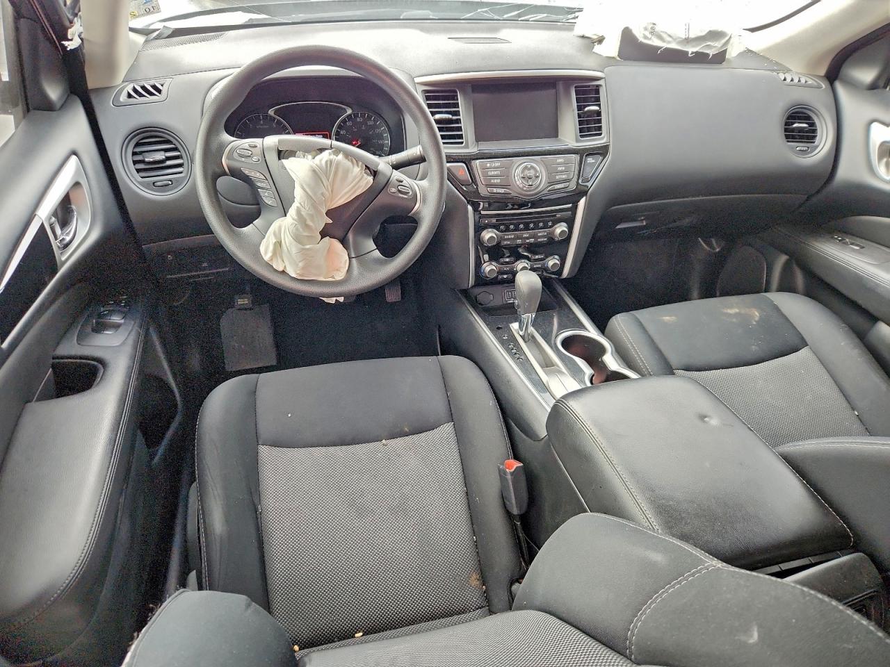 2018 Nissan Pathfinder S VIN: 5N1DR2MN0JC666683 Lot: 95156075