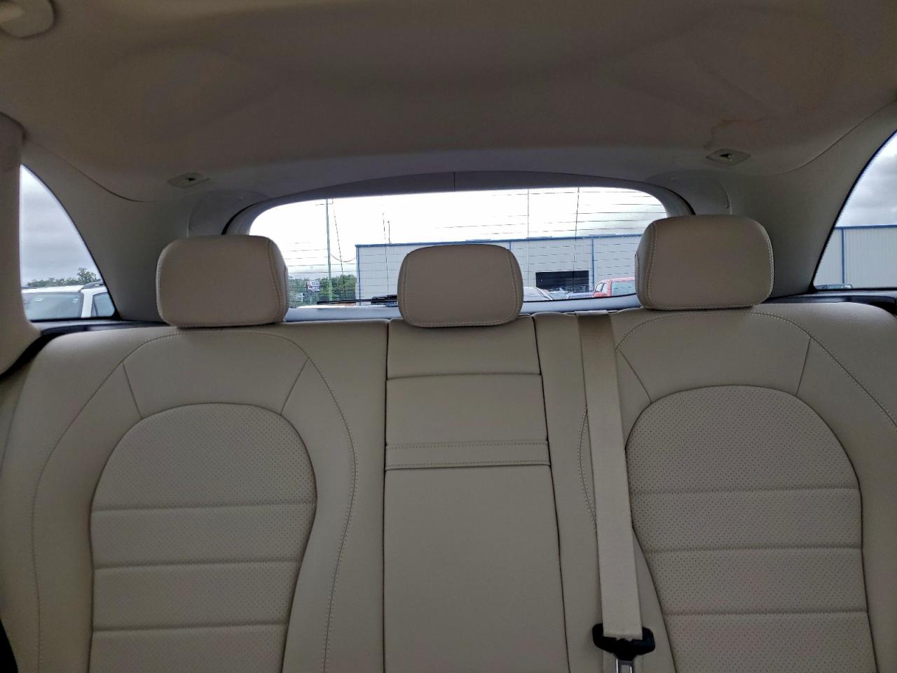 Фото: WDC0G4JB6GF087407