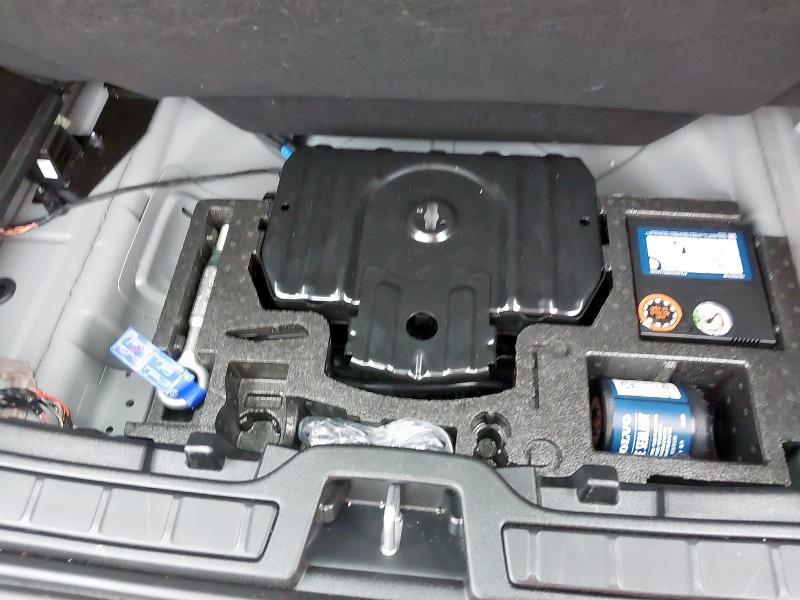 2022 VOLVO XC40 2.0 B3P PLUS DARK 5DR AUTO