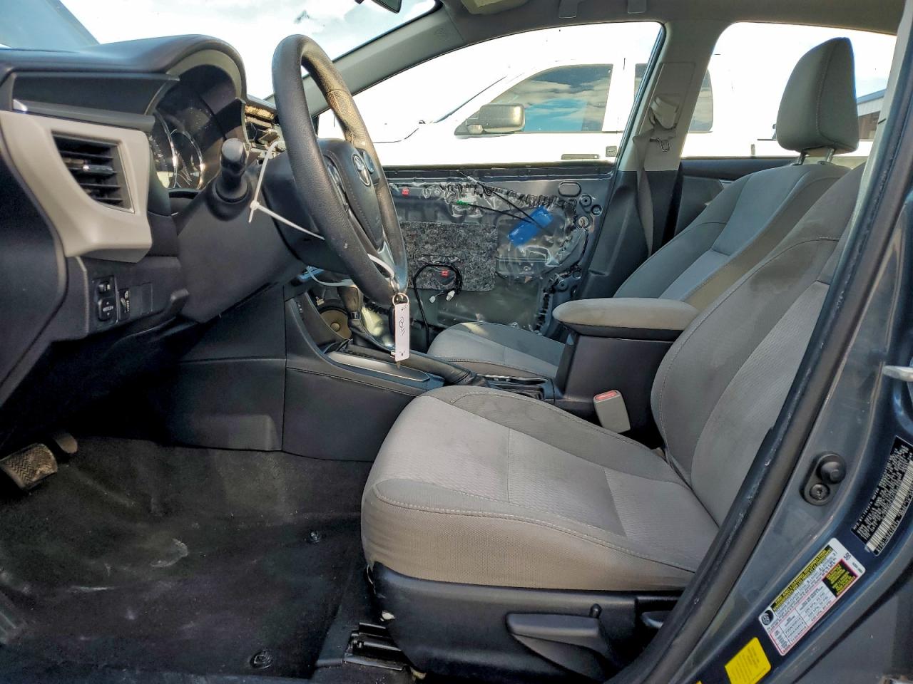 2015 Toyota Corolla L VIN: 2T1BURHE3FC260246 Lot: 95876035