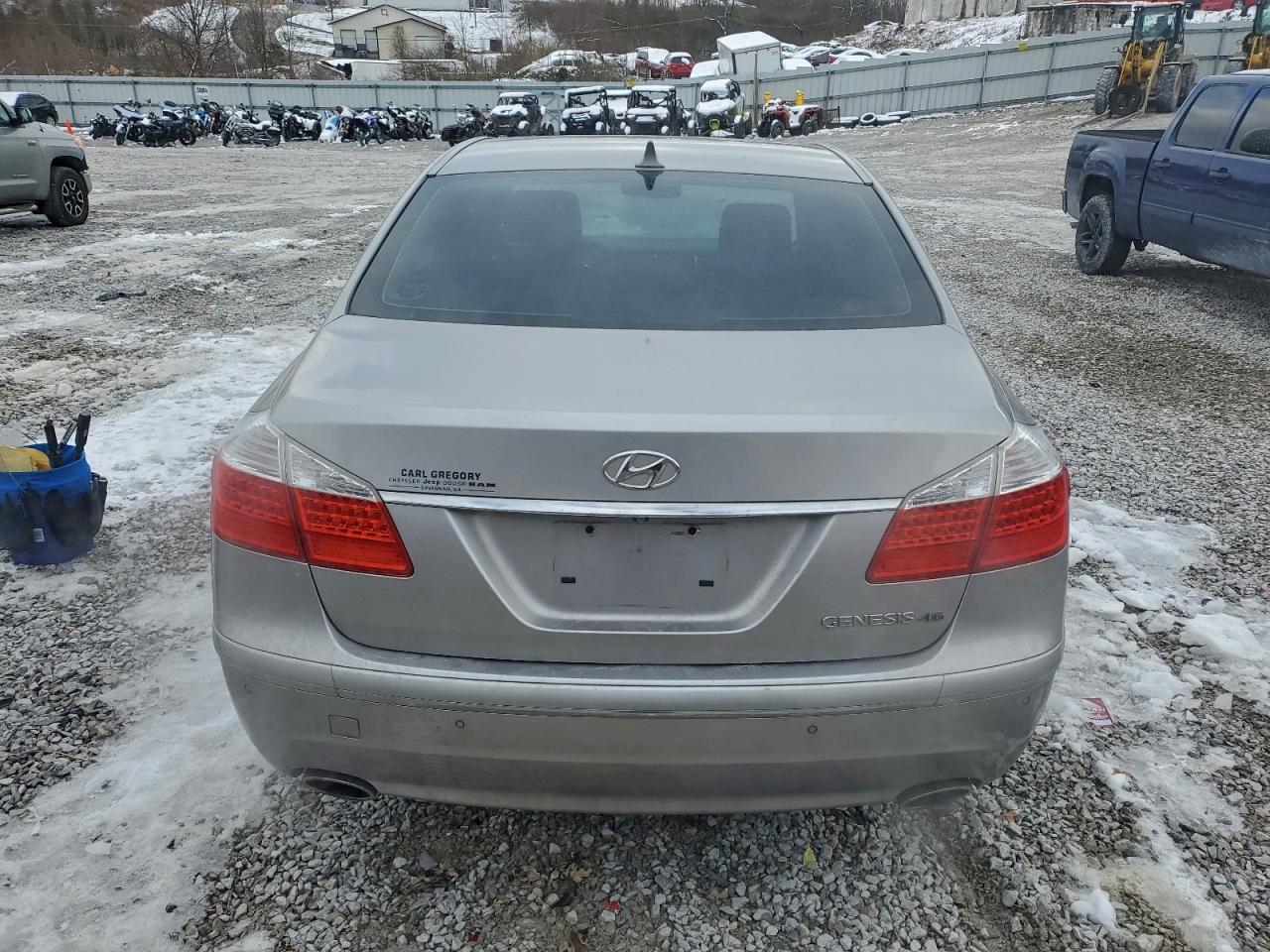 2011 Hyundai Genesis 4.6L VIN: KMHGC4DF5BU114546 Lot: 95444995