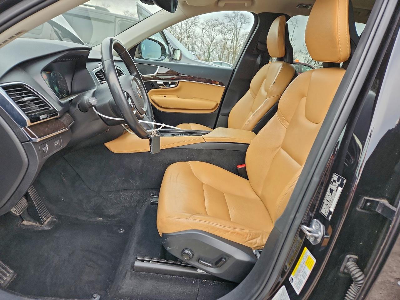 2016 Volvo Xc90 T6 VIN: YV4A22PK3G1065590 Lot: 96906365