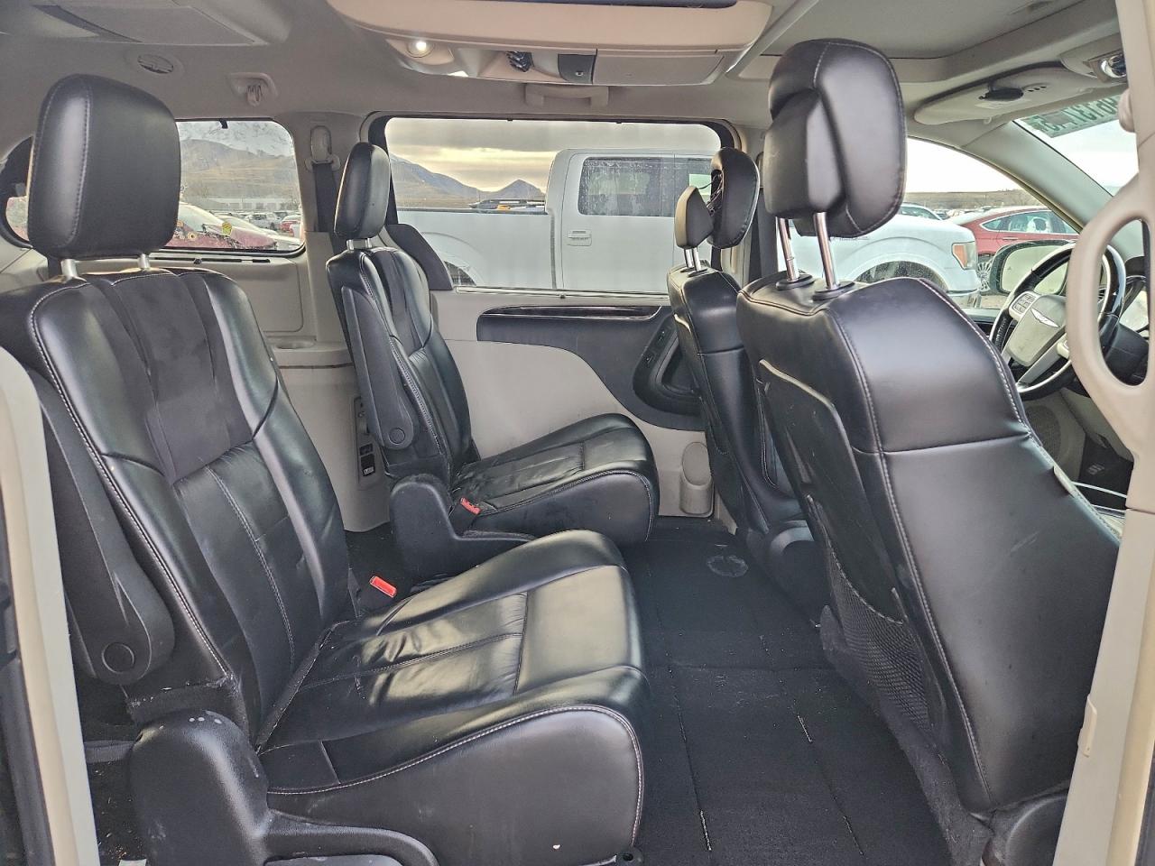 2015 Chrysler Town & Country Limited Platinum VIN: 2C4RC1GG9FR697187 Lot: 96137745