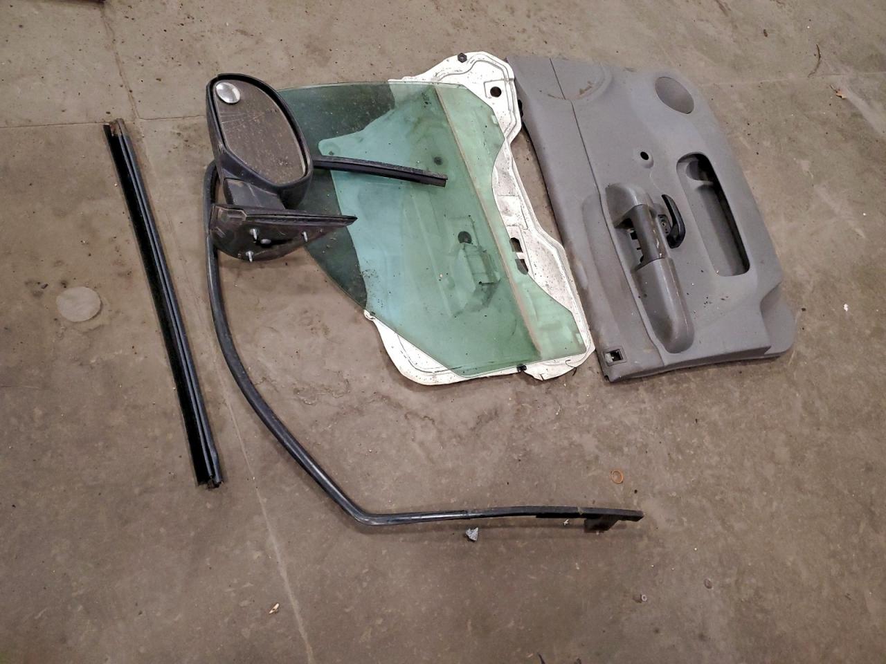 2008 Chevrolet Silverado C1500 VIN: 1GCEC19J68E200913 Lot: 95520245