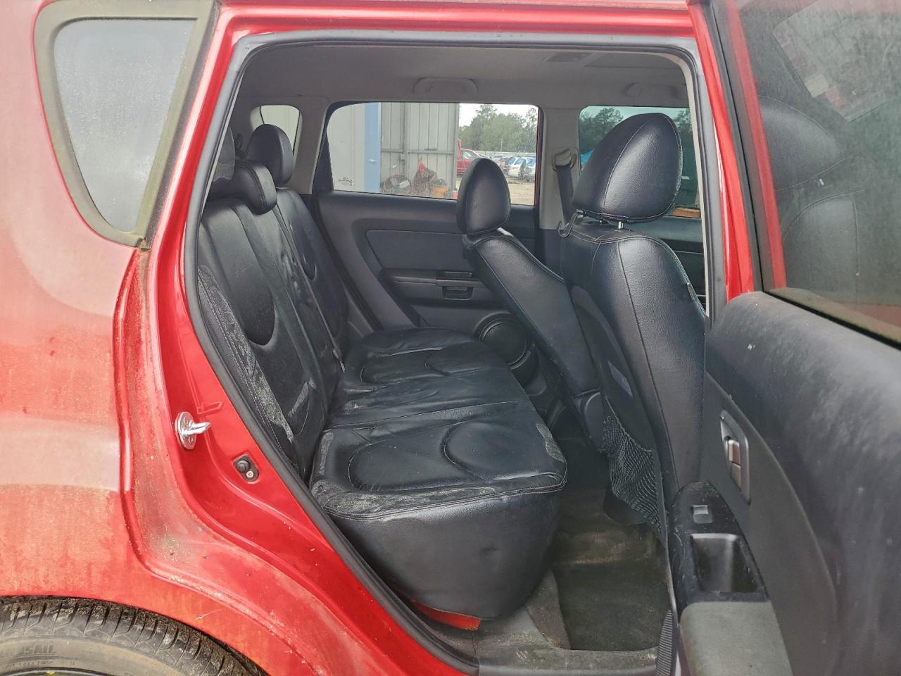 2011 Kia Soul + VIN: KNDJT2A27B7292750 Lot: 95788875