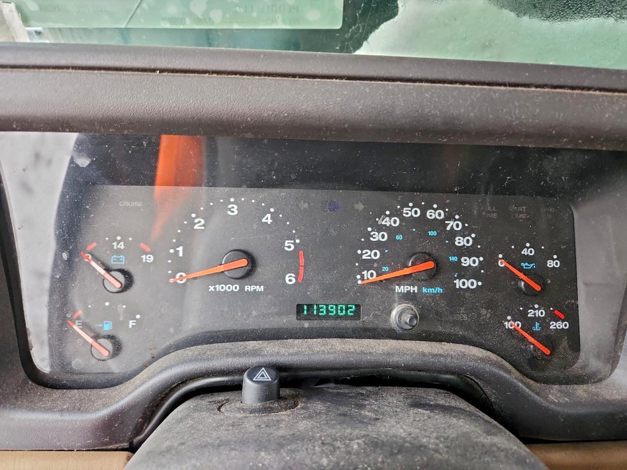 2001 Jeep Wrangler / Tj Sahara VIN: 1J4FA59S01P310998 Lot: 94724805