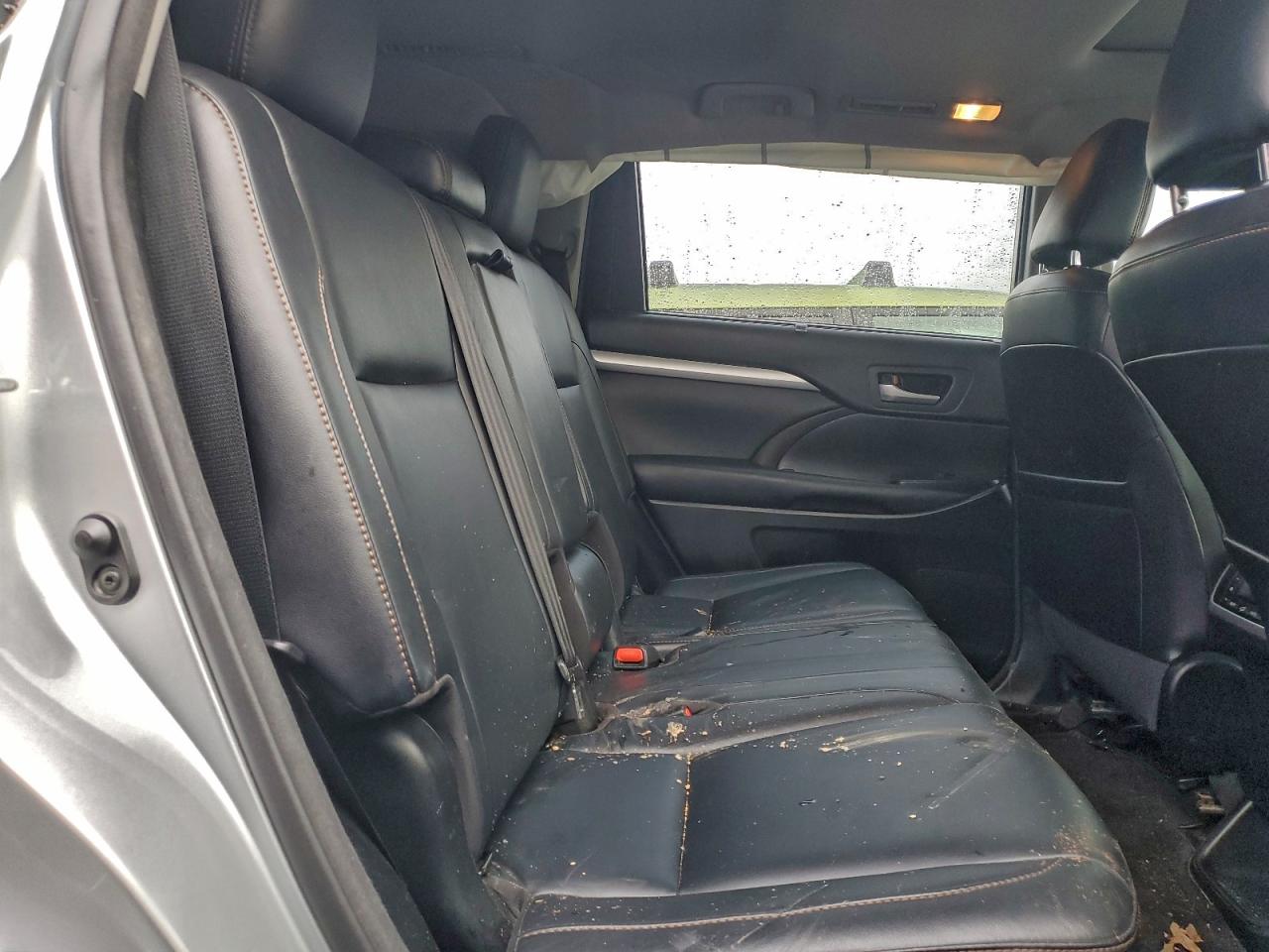 2017 Toyota Highlander Se VIN: 5TDKZRFH9HS523817 Lot: 94319265