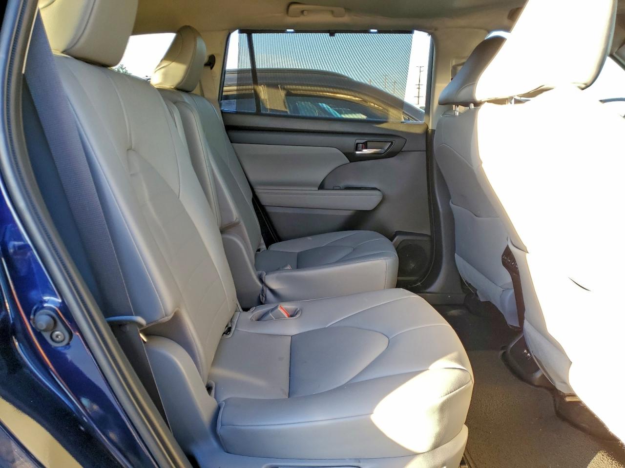 2021 Toyota Highlander Xle VIN: 5TDHZRAH2MS040309 Lot: 95870305