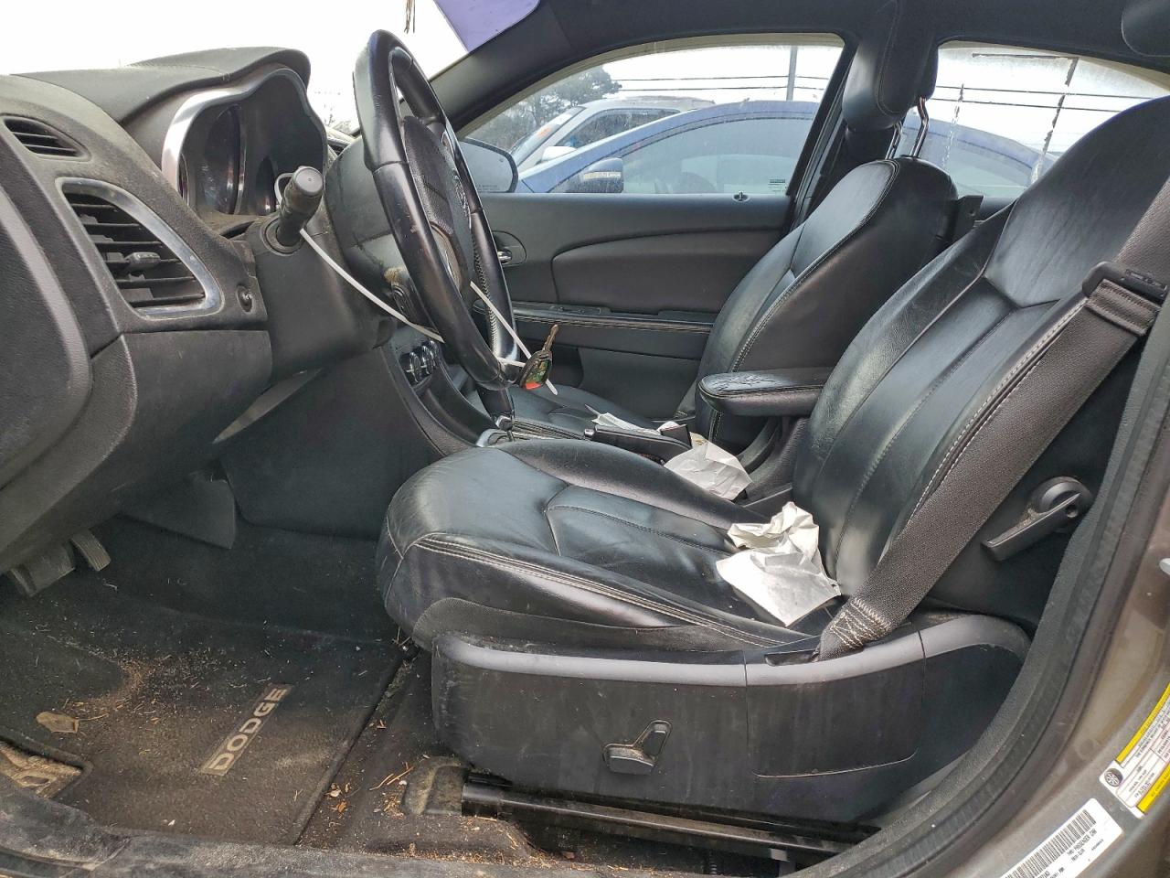 2011 Dodge Avenger Lux VIN: 1B3BD2FB6BN587183 Lot: 64931655