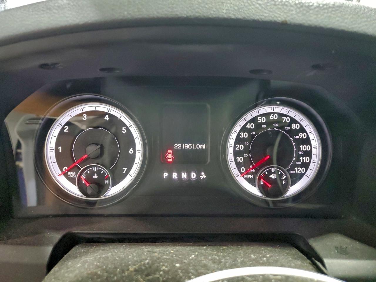 2013 Ram 2500 St VIN: 3C6TR5CT3DG587566 Lot: 96207235