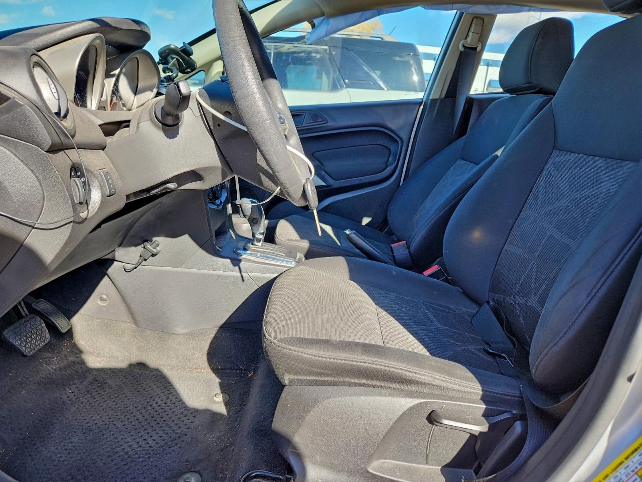 2013 Ford Fiesta Se VIN: 3FADP4EJ1DM198697 Lot: 94988675