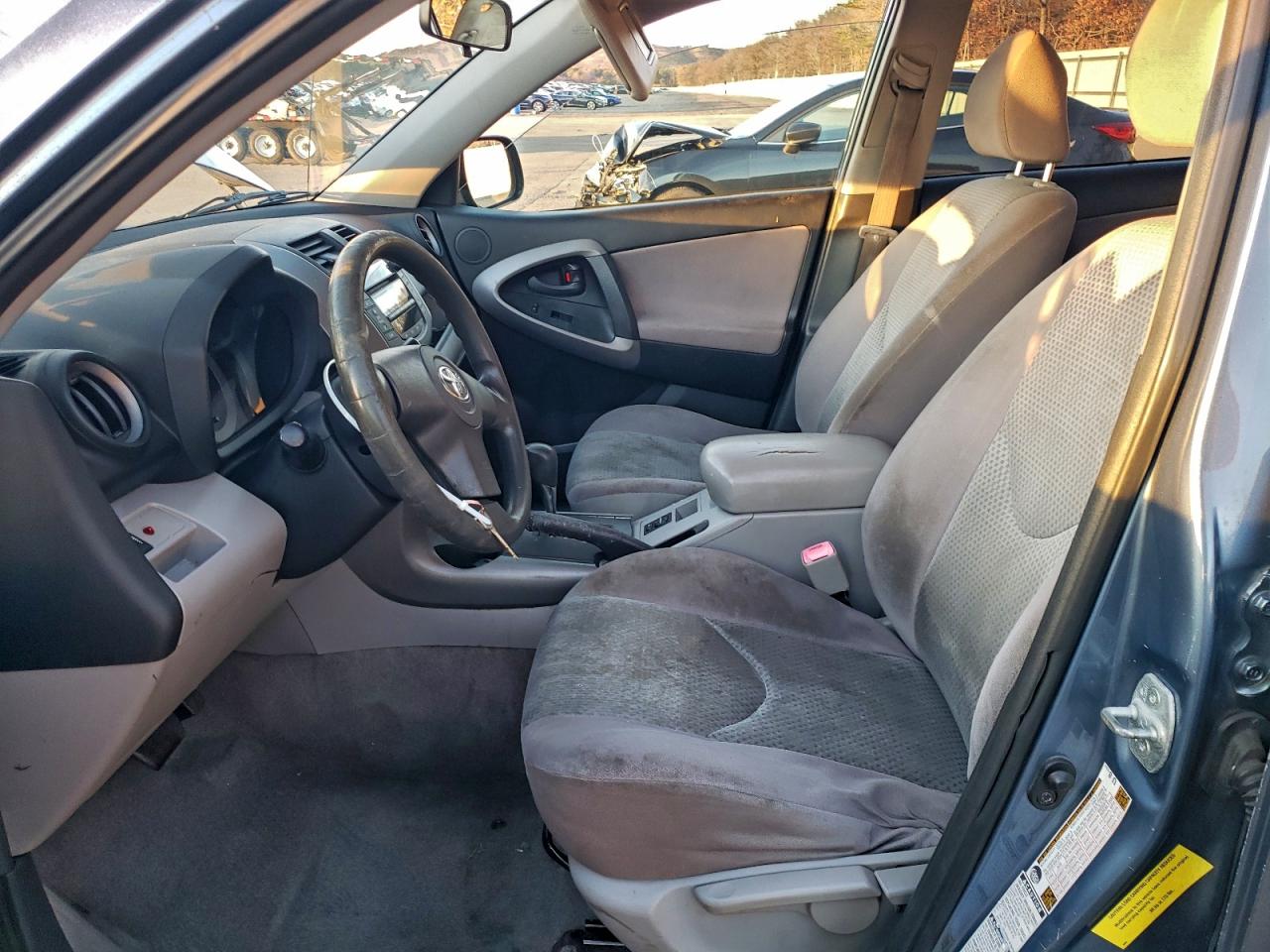 2008 Toyota Rav4 VIN: JTMBD33V185212345 Lot: 95212465