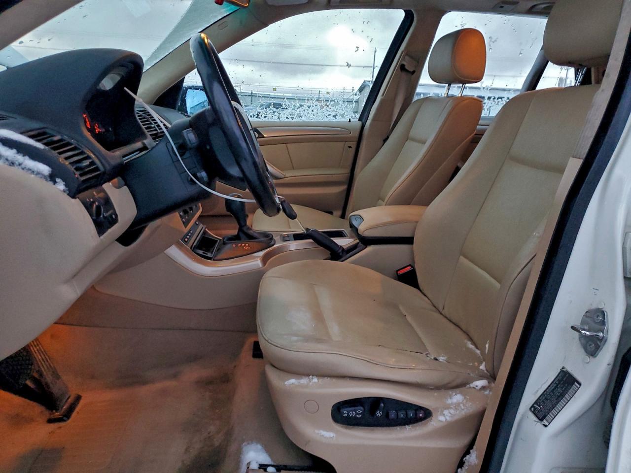 Фото: WBAFA53581LP25595