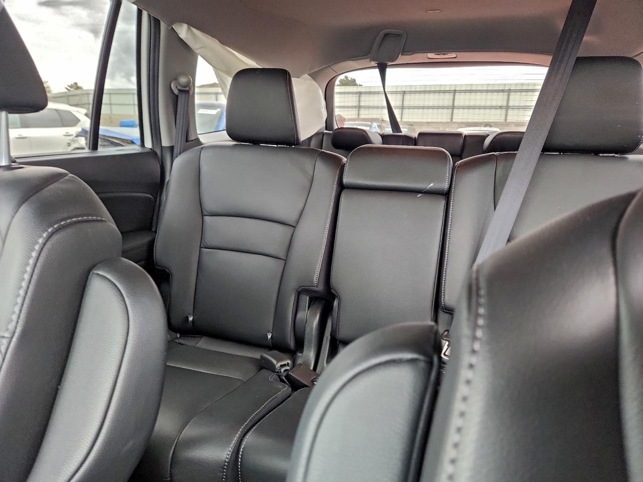 2022 Honda Pilot Touring VIN: 5FNYF6H95NB016078 Lot: 94960535