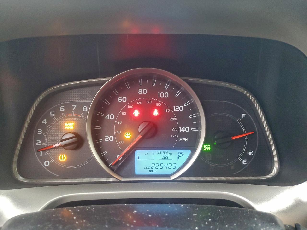 2015 Toyota Rav4 Le VIN: JTMBFREV0FD127073 Lot: 95066585