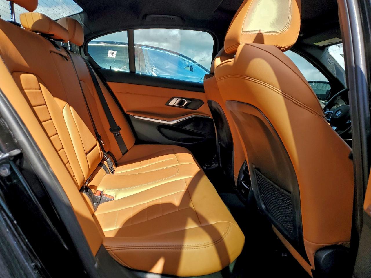 Фото: 3MW5R1J07M8C18574