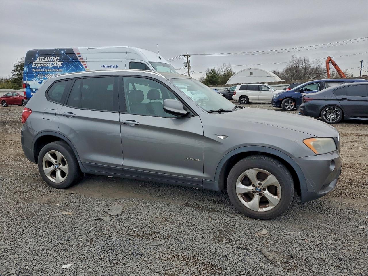 Фото: 5UXWX5C50BL710381