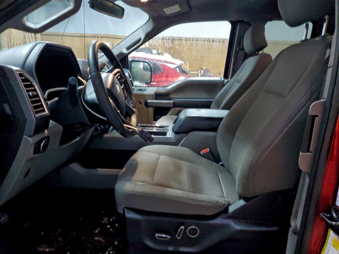 2016 Ford F150 Super Cab VIN: 1FTFX1EF9GFC83420 Lot: 95673735