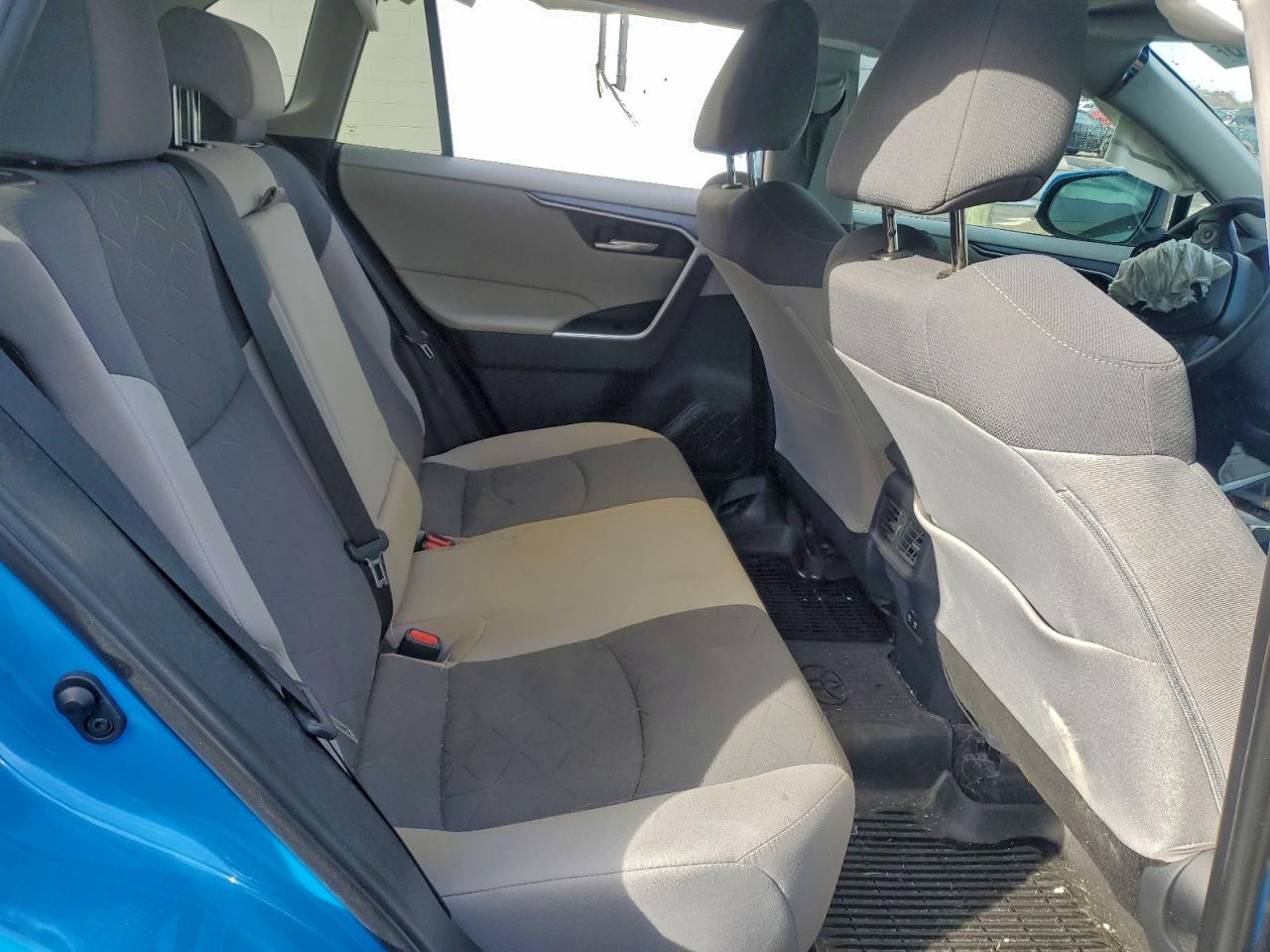 2019 Toyota Rav4 Xle VIN: 2T3P1RFV3KW057875 Lot: 93983525