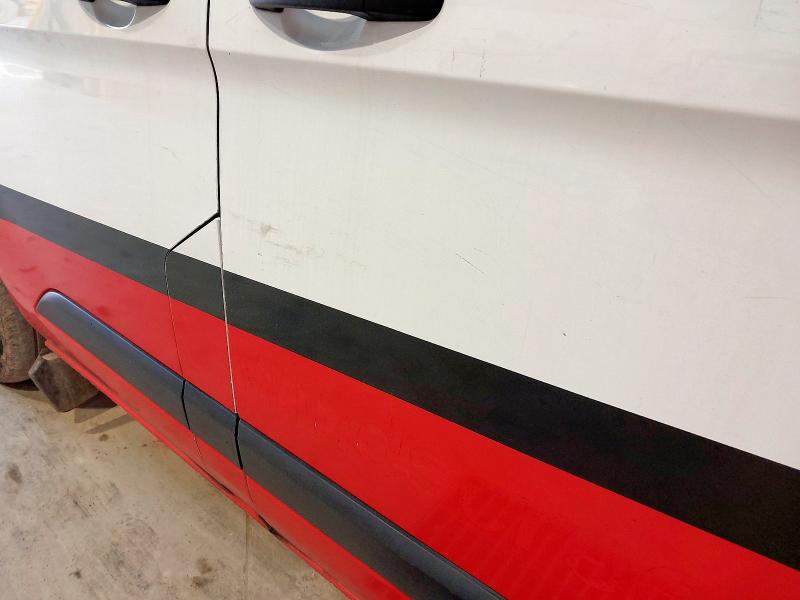 2022 FORD TRANSIT CUSTOM 2.0 ECOBLUE 130PS HIGH ROOF LEADER VAN