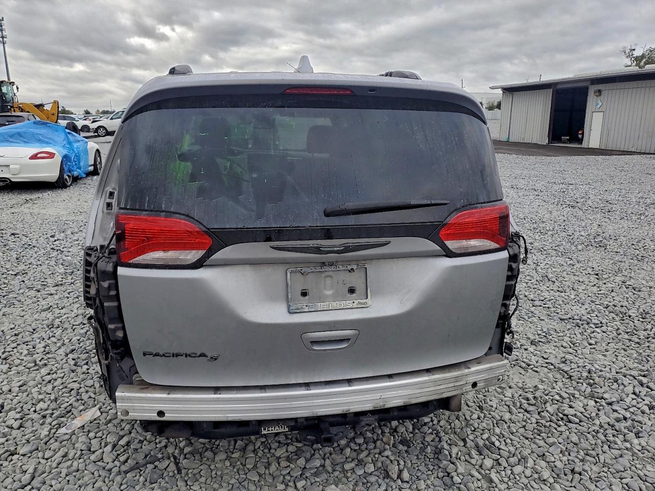 2018 Chrysler Pacifica Touring L VIN: 2C4RC1BG4JR351421 Lot: 94867945