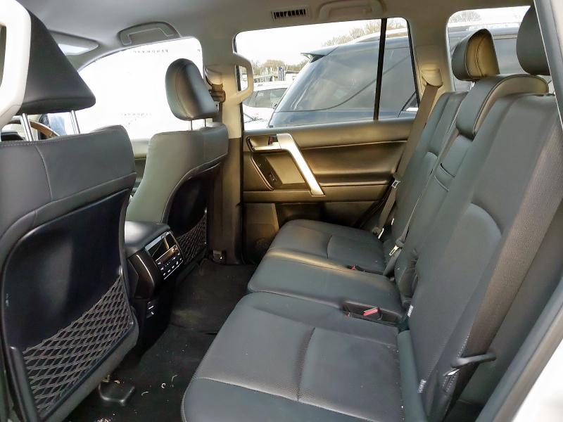 2022 TOYOTA LAND CRUISER 2.8 D-4D 204 INVINCIBLE 5DR AUTO 7 SEATS